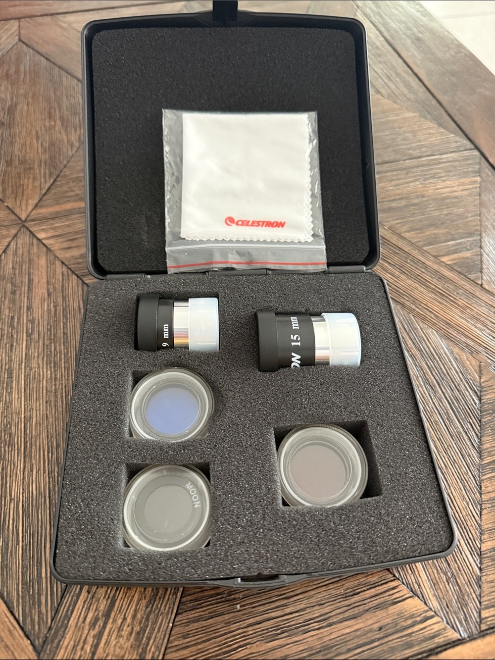 Celestron PowerSeeker Telescope Accessory Kit 94306 Brand New w/ Case